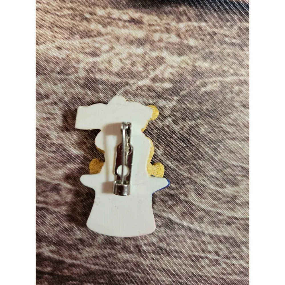 USA Teddy Bear Waving an American Flag Pin 1999